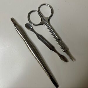 Silver Manicure Tool Set